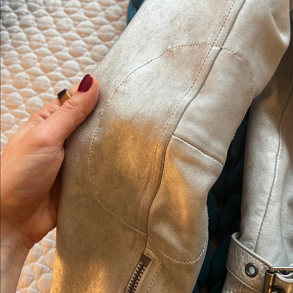 Joie Silver Leather Jacket- SZ Small - Picture 13 of 13
